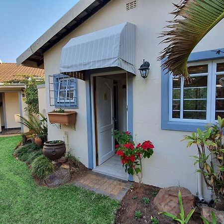The Lazy Lizard Hotell Durban Eksteriør bilde