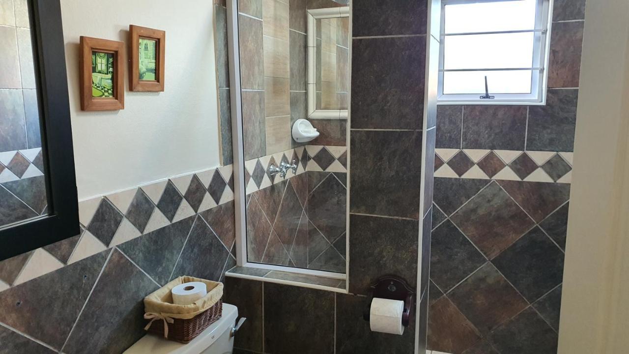 The Lazy Lizard Hotell Durban Eksteriør bilde
